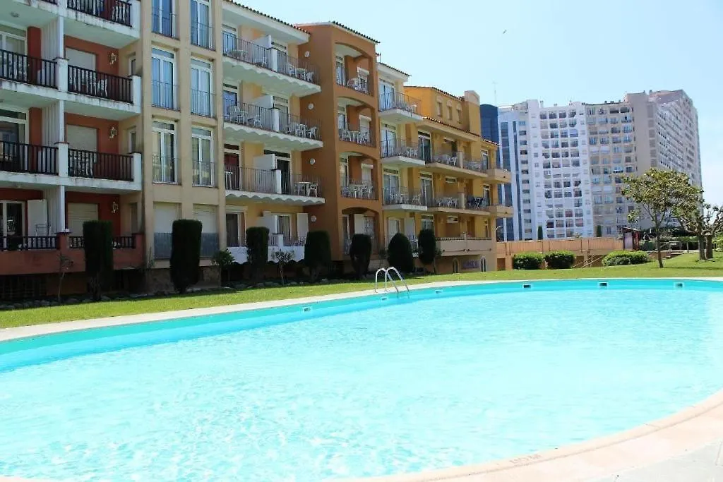 Mont- Gran Reserva - Beach, 3 Pools, Clima, Wifi And Parking Empuriabrava Lejlighed